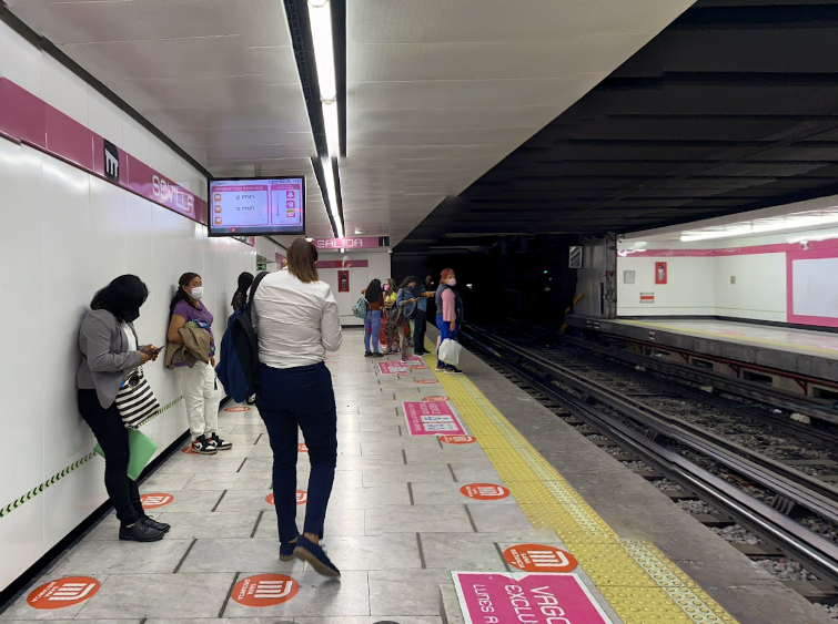 subway station in Roma Norte CDMX